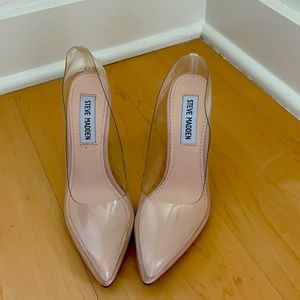 Brand new never worn VEGAS nude heel